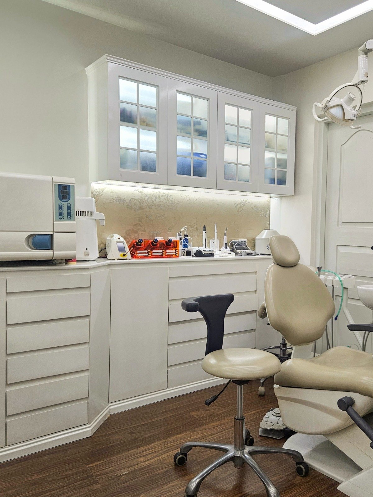 Dental clinic in shyamoli